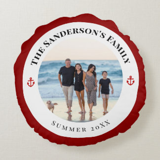 Coussins Ronds Personalized Photo in Black Circle with Red Anchor