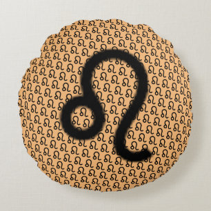 Coussins Ronds Symbole de Leo Zodiac Standard par Kenneth Yoncich