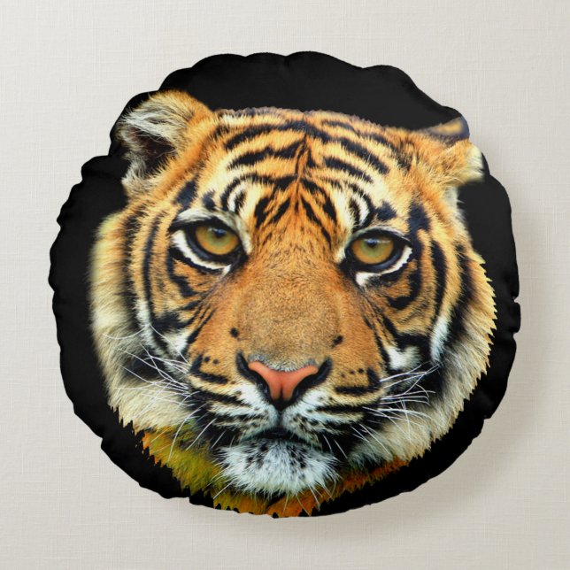 Coussins Ronds Visage animal sauvage de tigre sur noir (Devant)