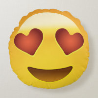 Visage souriant avec les yeux en forme de coeur Em