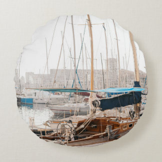 COUSSINS RONDS YACHT BLANC SUR LA BAIE