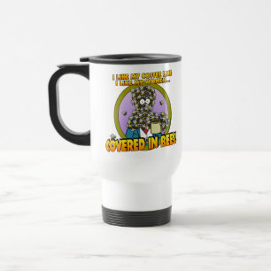 Couvert dans la tasse d'abeilles