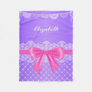 Couverture blanche vintage pourpre d'ouatine de