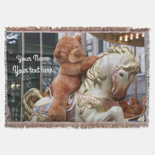 Couverture Carrousel avec ours en peluche (Devant)