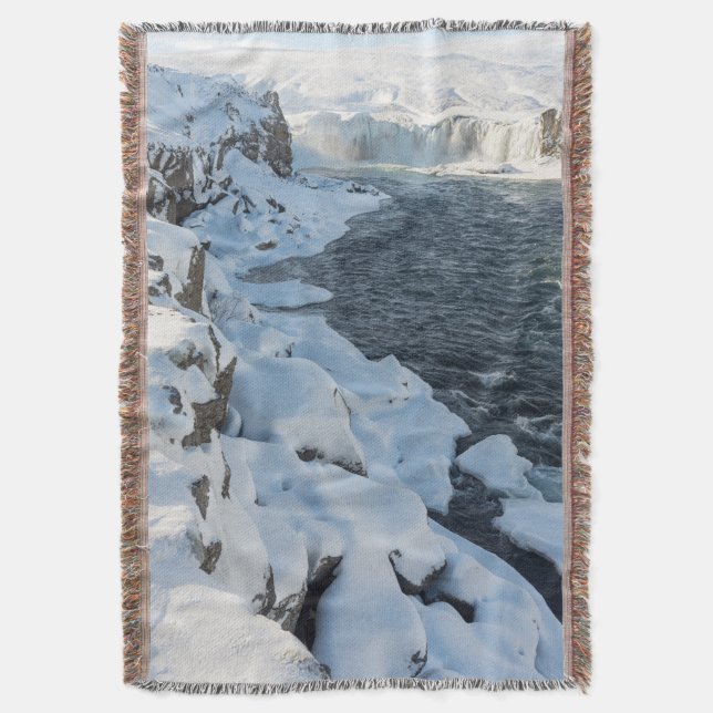 Couverture Cascade de Godafoss recouverte de neige (devant Vertical)
