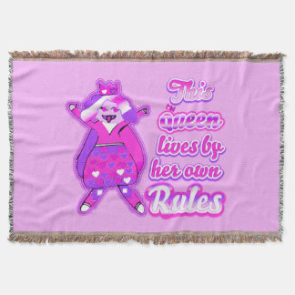 Couverture Cette reine vit selon ses propres règles