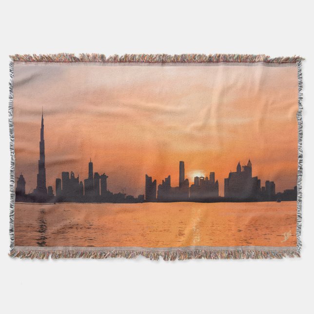 Couverture Coucher de soleil sur une ville côtière - aquarell (Devant)