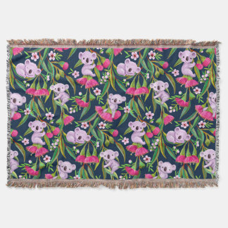 Couverture Cute Koalas Pale Lilac on Pink Eucalyptus Flowers