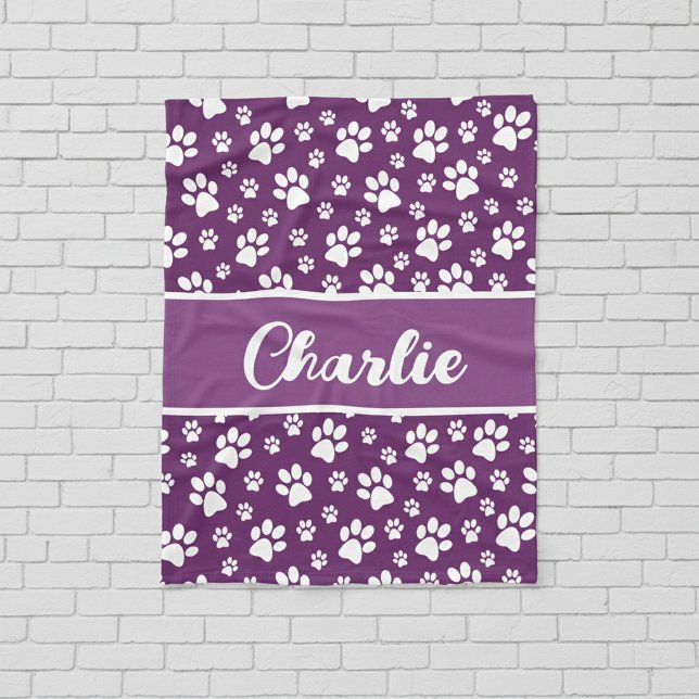 Couverture de chien personnalisée Empreinte de pat (Purple cozy dog blanket - personalized with name)
