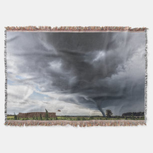 Couverture Donnez l'assaut à le foin lifing de tornade ou de