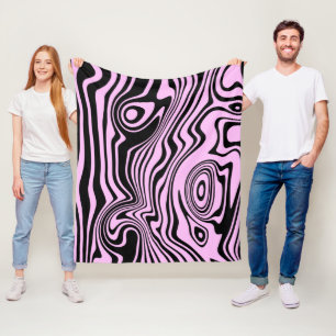 Couverture en polaire rose noir