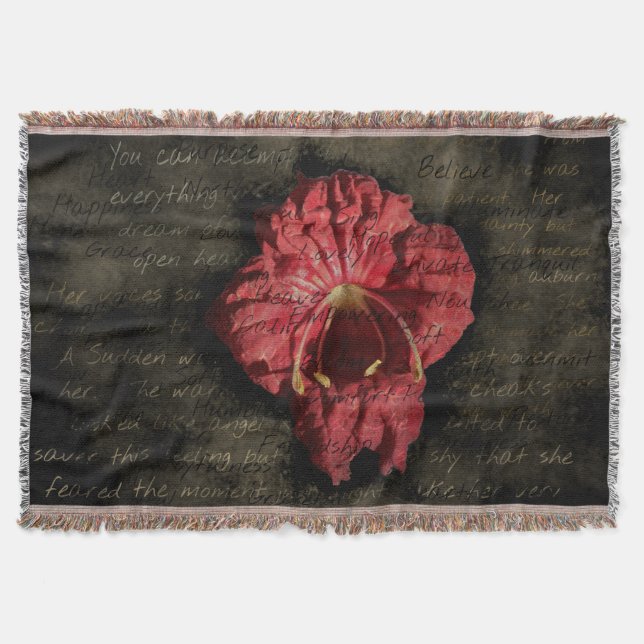Couverture Fleur rouge sur texte grunge (Devant)