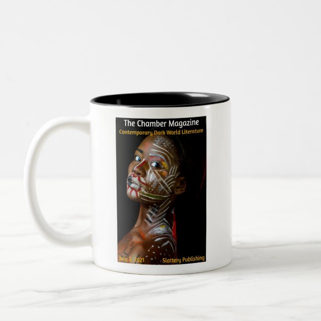 couverture Juillet 2021 2-Tone Coffee Mug femme af (Gauche)