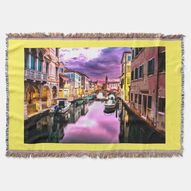 Couverture L'Italie jette une couverture. (Devant)