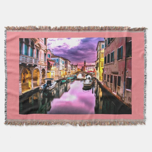 Couverture L'Italie jette une couverture. (Devant)