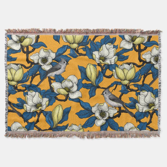 Couverture Magnolia en floraison et oiseau de tireur 3 (Devant)