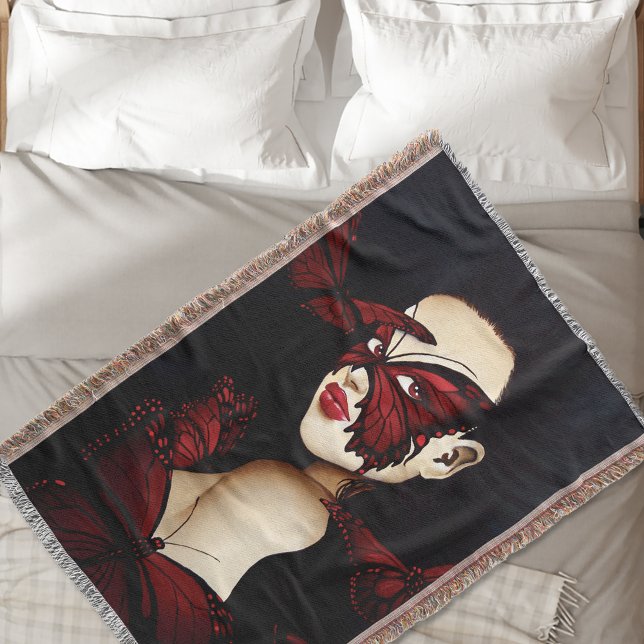 Couverture Mascarade de Papillon Rouge Femme Fantastique Goth (Créateur téléchargé)