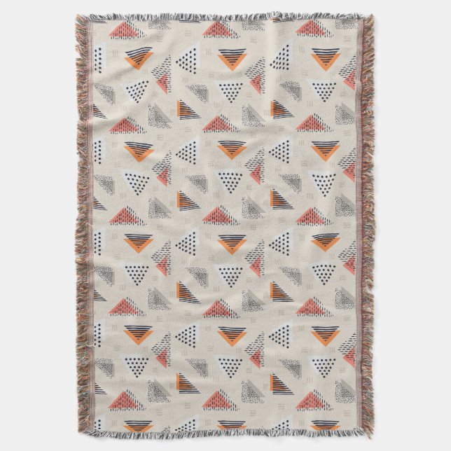 Couverture Motif tiré par la main de triangle géométrique (devant Vertical)
