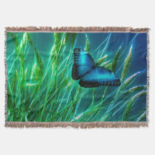 Couverture Papillon bleu Morpho sur herbe verte