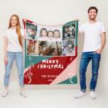 Couverture Polaire 6 Photo Collage Foliage Colorful Christmas Family<br><div class="desc">6 Photo Collage Foliage Coloré Joyeux Noël Famille Jetez Oreiller. 6 photos, Joyeux voeux de Noël, nom de famille et année. Joli feuillage blanc sur un arrière - plan rose, rouge et vert. Ajoutez 6 photos préférées et customisez le texte. Jolie tenue de Noël annuelle ou cadeau pour votre famille...</div>