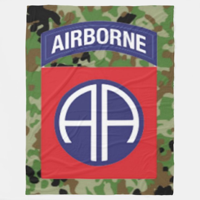 Couverture Polaire 82ème (Devant)