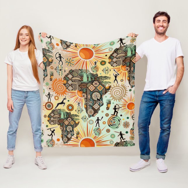 Couverture Polaire Africa Map Decorative Tribal Elements Pattern (En situation)