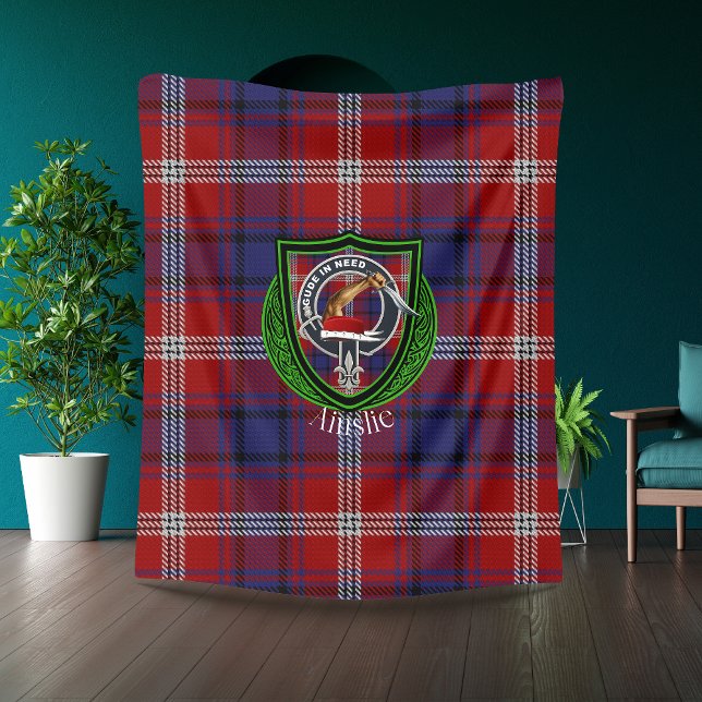 Couverture Polaire Ainslie Scottish Clan Tartan & Crest (Créateur téléchargé)