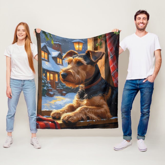 Couverture Polaire Airedale Terrier With Christmas Lights Holiday  (En situation)