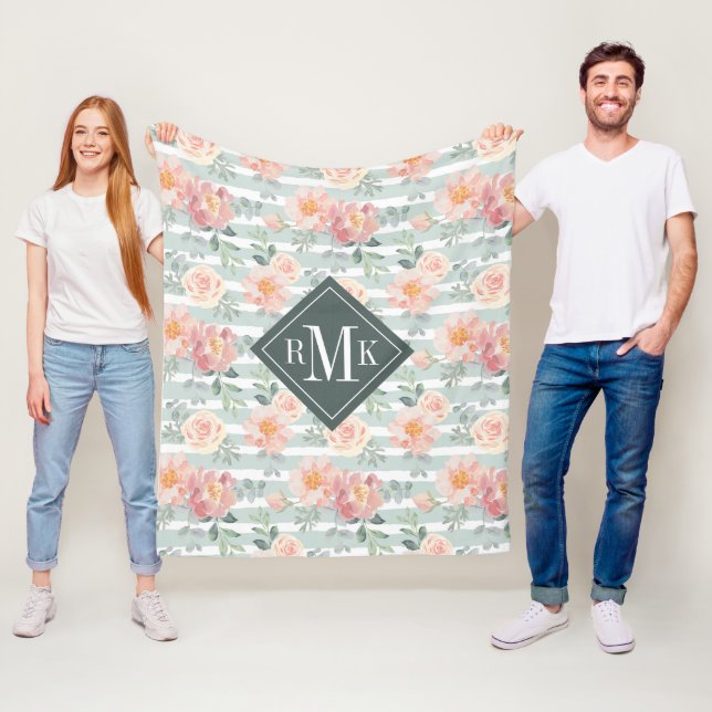 Couverture Polaire Ajoutez votre motif rose de rayure du monogramme | (En situation)