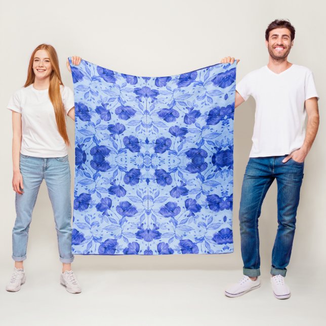 Couverture Polaire Aquarelle Bleue Botanique Blanche Fleece Florale (En situation)