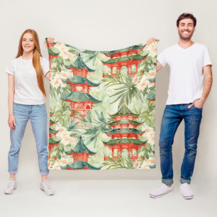 Couverture Polaire Aquarelle Pagode asiatique dans paysage verdoyant
