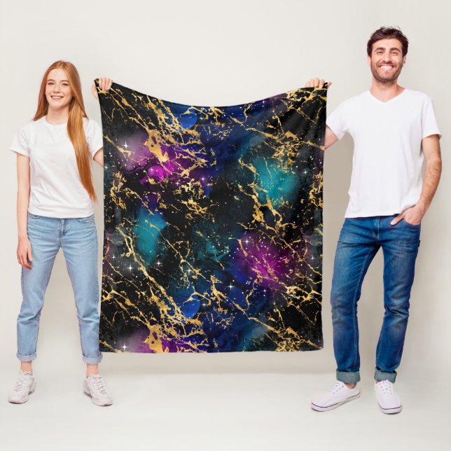 Couverture Polaire Aquarelle Rainbow & Black & Gold Marble Galaxy (En situation)