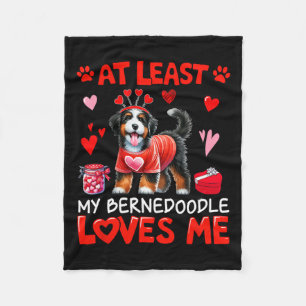 Couverture Polaire Au moins mon Bernedoodle Loving Me Valentine's Sin