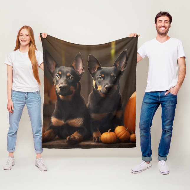 Couverture Polaire Australien Kelpie Puppy Citrouille de plaisir d'au (En situation)