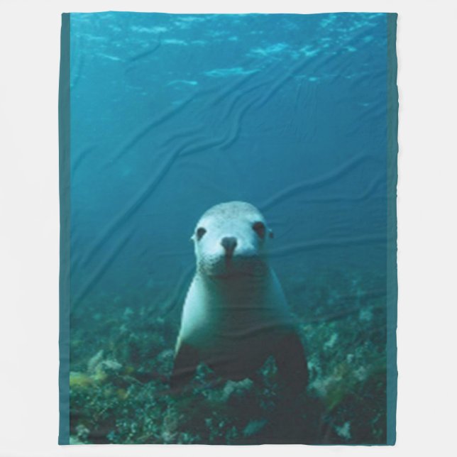 COUVERTURE POLAIRE BABY SEAL FLEECE BLANKET (Devant)