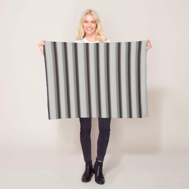 Couverture Polaire Bandes bleu gris vintage (En situation)