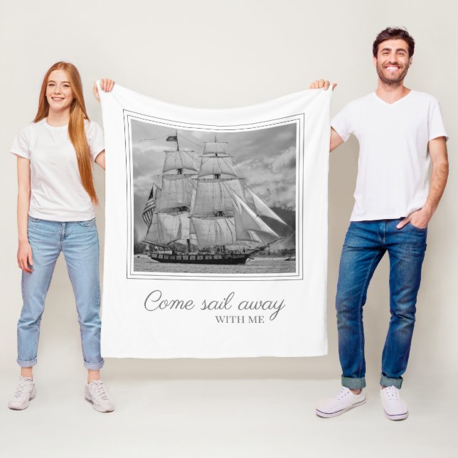 Couverture Polaire Bateau à voile noir blanc Schooner S'envole (En situation)