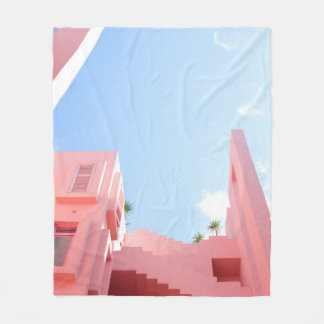 Couverture Polaire Bâtiment en béton blanc