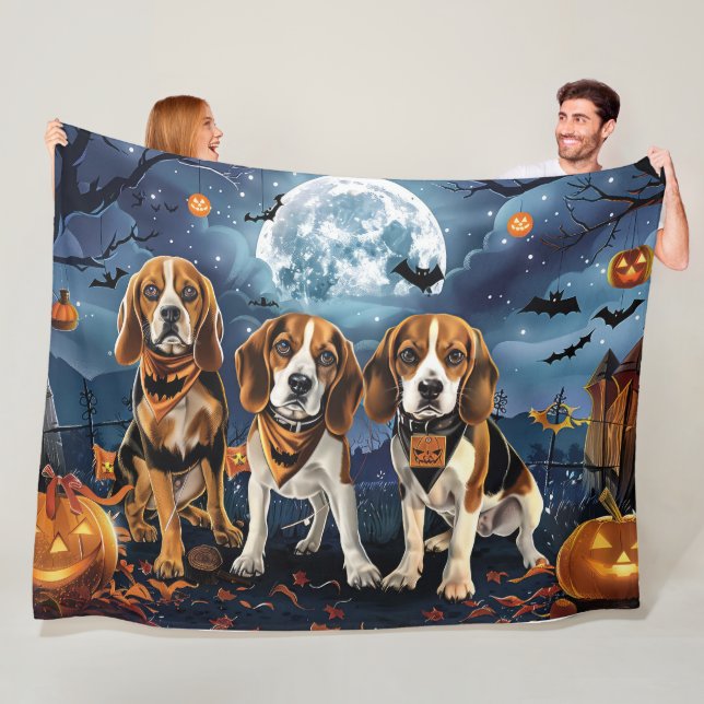 Couverture Polaire Beagle Halloween Éffrayant (En situation)