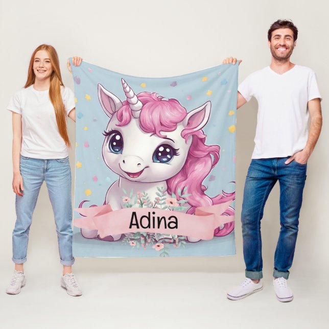 Couverture Polaire Bébé rose magique Unicorn Stars Nom personnalisé (En situation)