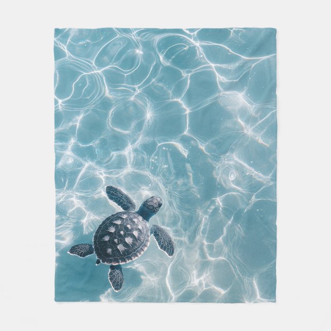 Couverture Polaire Bébé tortue de mer dans l'eau claire (Devant)