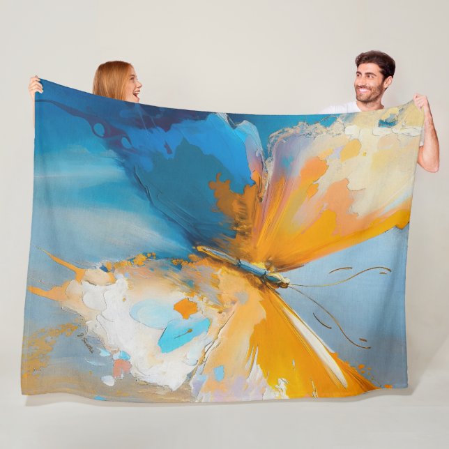 Couverture Polaire Becoming Light – Abstract Butterfly In Motion (En situation)