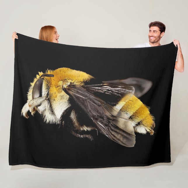COUVERTURE POLAIRE BEE BANDÉE (En situation)
