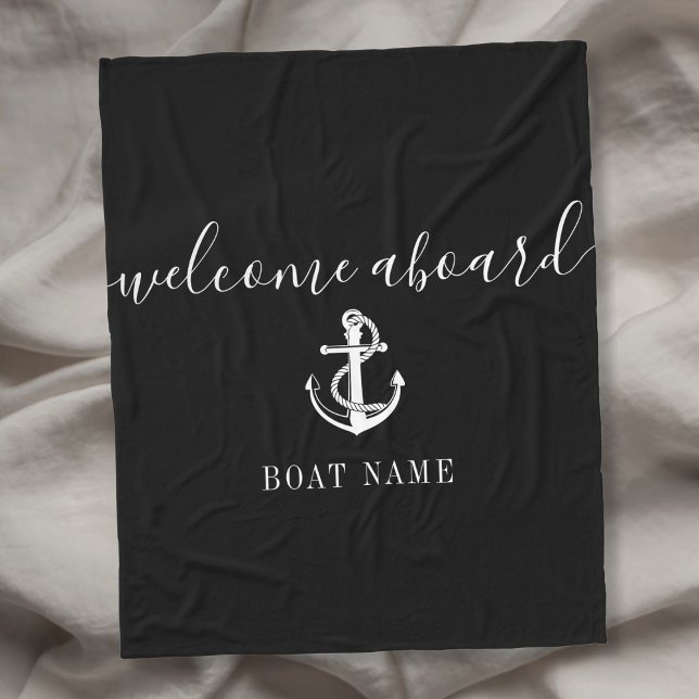 Couverture Polaire Bienvenue à bord du nom de bateau Black And White  (Welcome Aboard Black And White Anchor Boat Name Fleece Blanket)
