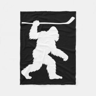 Couverture Polaire Bigfoot Plays Hockey Funny Sasquatch Sports