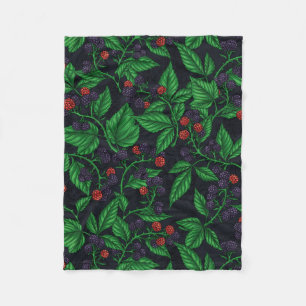 Couverture Polaire Blackberry sur gris foncé