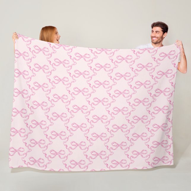 Couverture Polaire Blanche en cou rose (En situation)