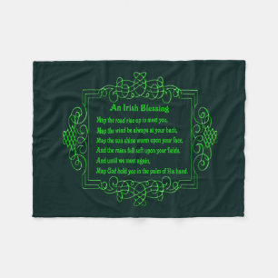 Couverture Polaire Blanche en polaire de bénédiction irlandaise