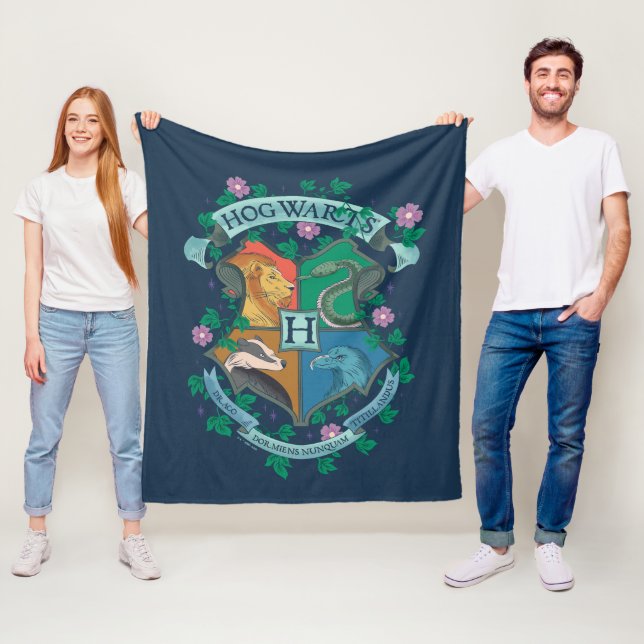 Couverture Polaire Blason floral HOGWARTS™ (En situation)
