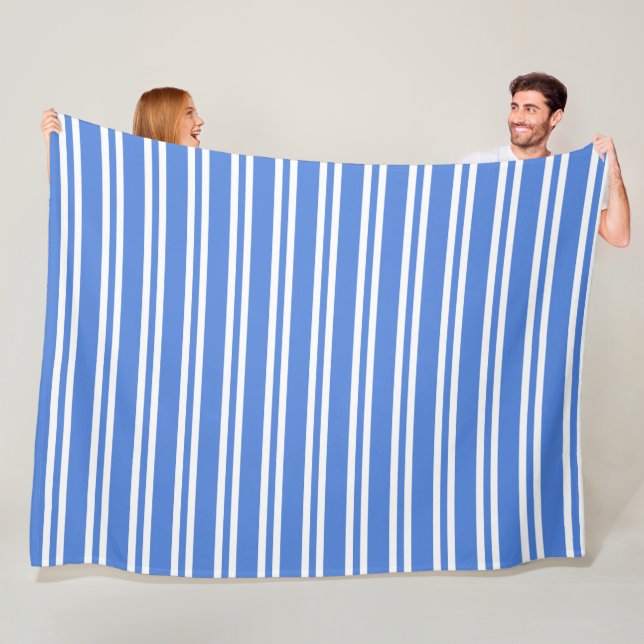 Couverture Polaire Bleu et blanc (En situation)